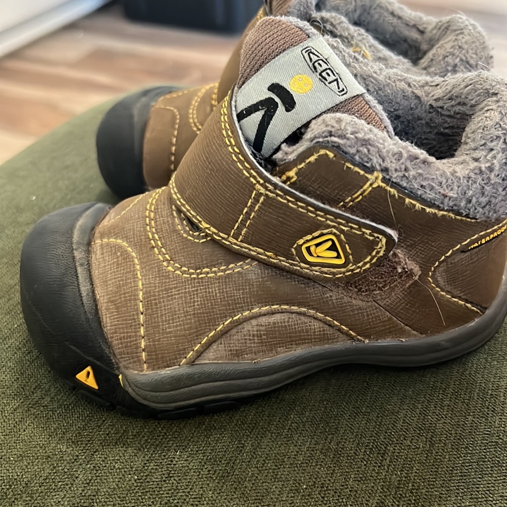 Keen waterproof Boots